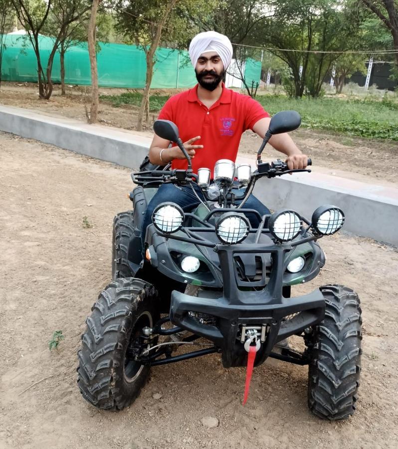 Haritma Resort Delhi  Kültér fotó